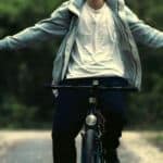 riding bicycle no hands