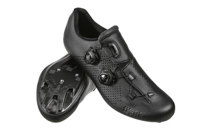 FizikR1B black.pair.WEB
