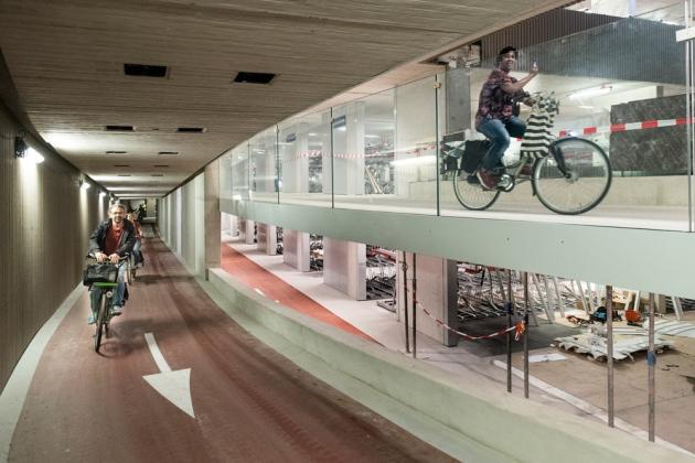 utrecht biggest underground bike parking 11.WEB