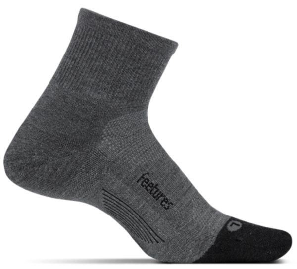 feetures merino 10 socks