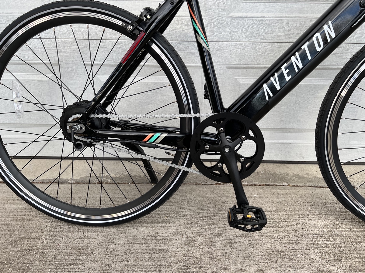 Aventon Soltera drivetrain