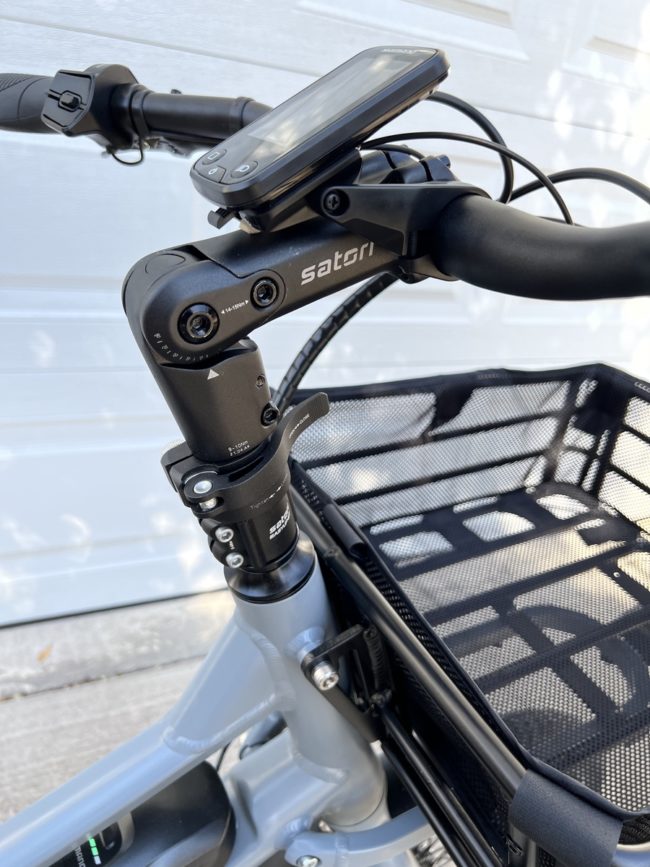 Adjustable stem