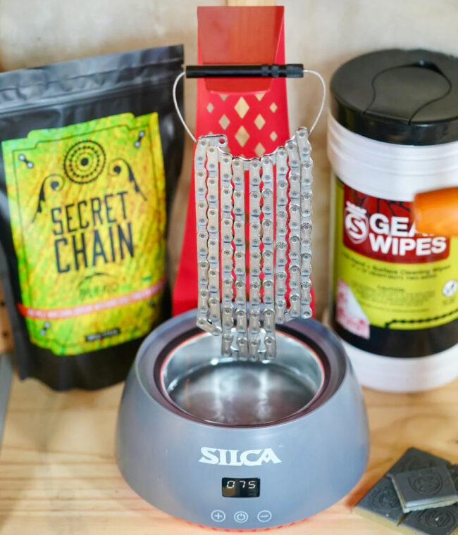 This picture shows the Silca new way cleaning system