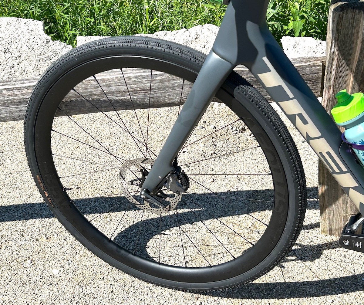 Trek's New Aeolus Elite 35V Wheels and Girona RSL GR 700×38 Gravel