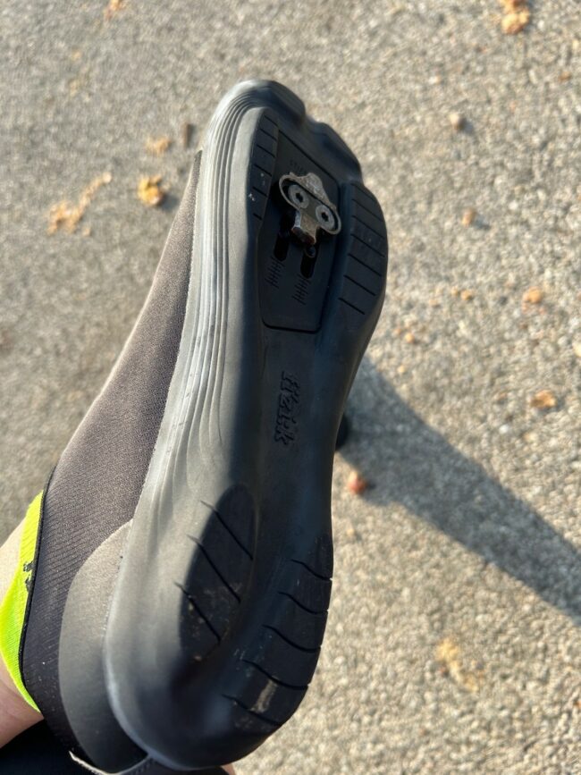 Fizik Tempo Beat Cycling Shoes sole and cleat