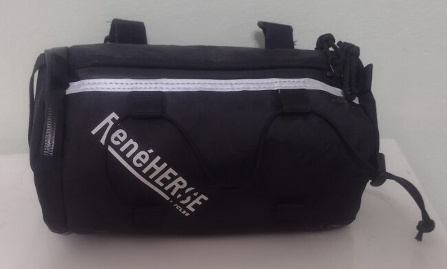 Rene Herse handlebar roll bag demo 3