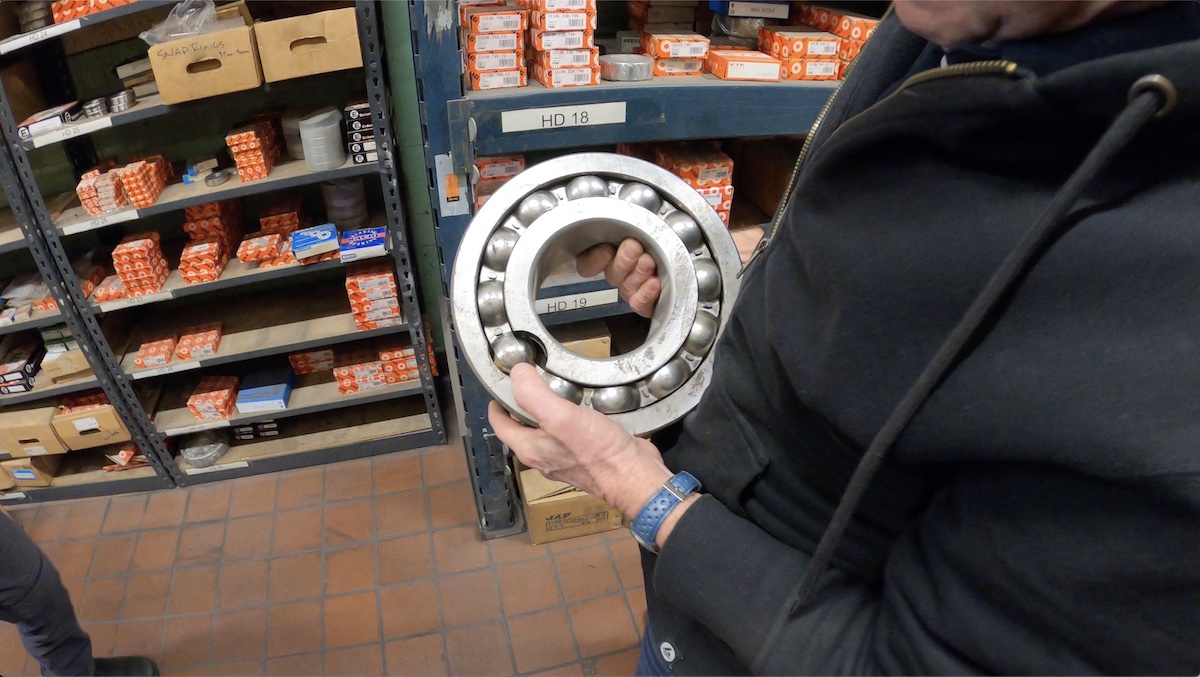 Enduro Giant Bearing