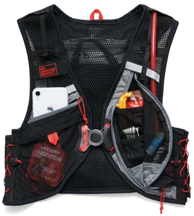 USWE Rush 8L Hydration Pack pockets