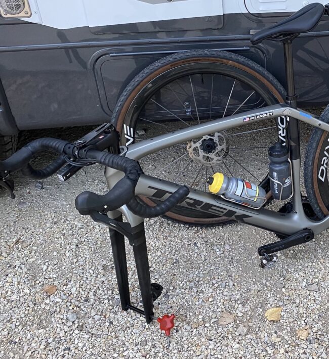 thru axle in fork