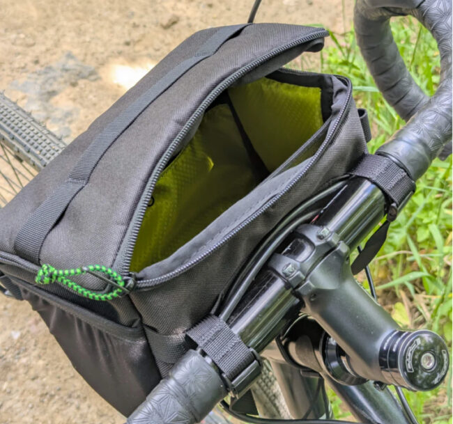 Handlestash Stashquatch Handlebar Bag zipper top view