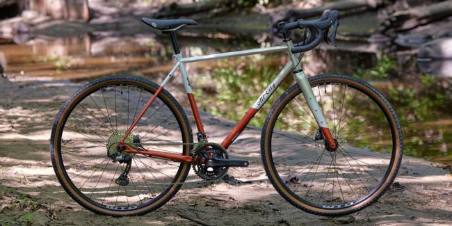 City Cosmic Stallion bike side view