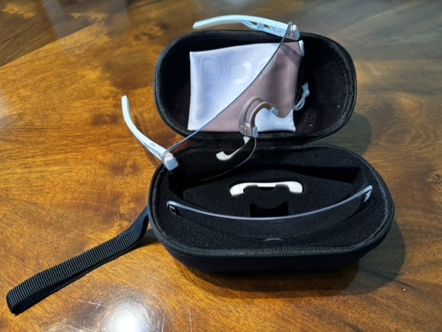 Elicit Sunglasses what is included