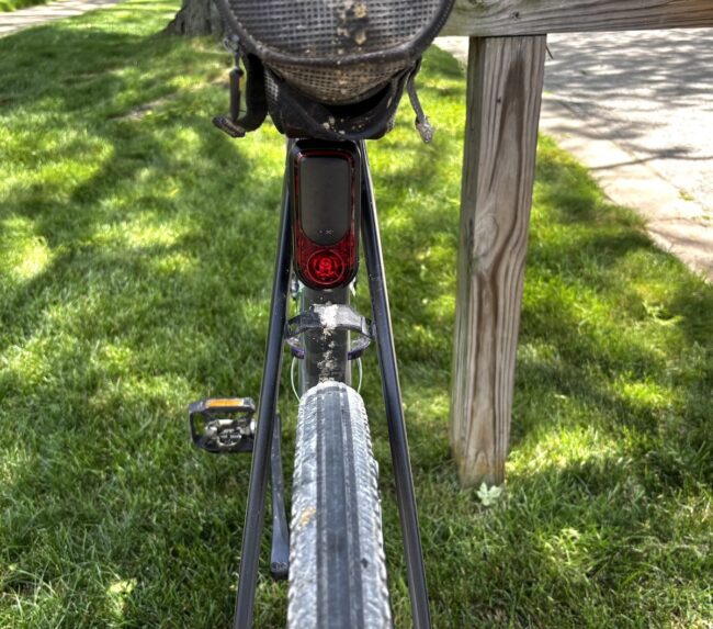 Garmin Varia RearVue 820 Radar on bike