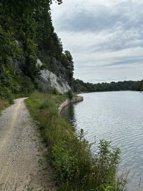 GAP and C&O Trail Cycling Adventure narrow path along Potomac