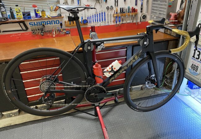 Silca Hirobel Frame Clamp with Cervelo
