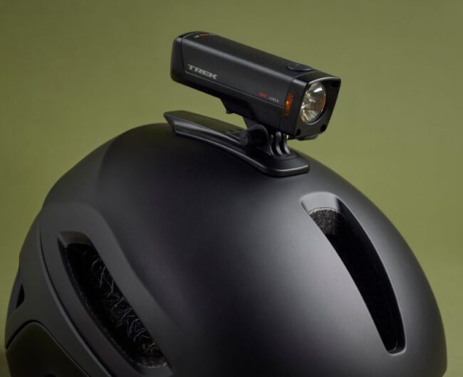 Blendr magnetic mount overhead view