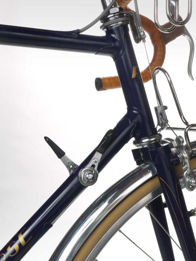 old style internal brake hose routing